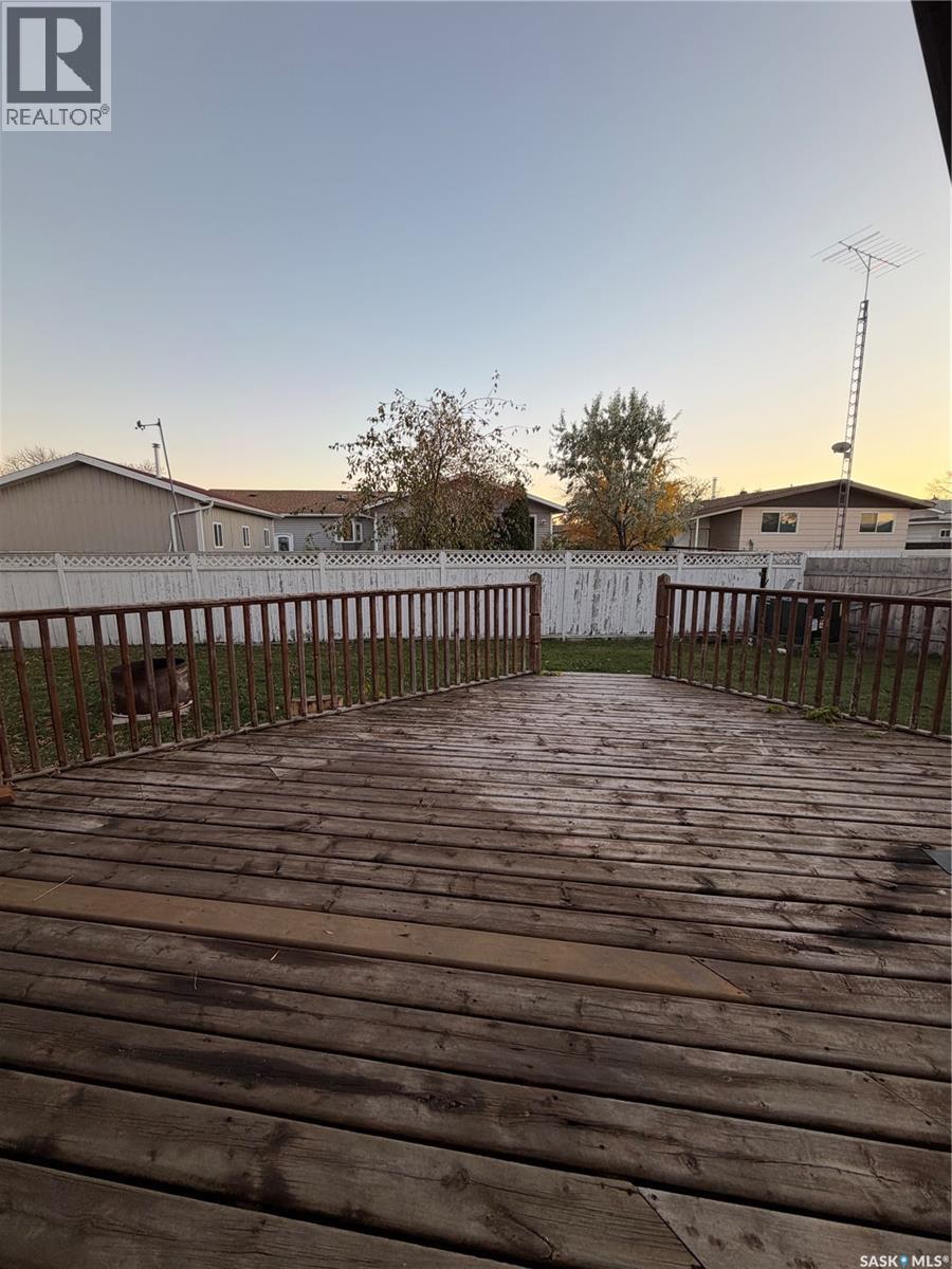 713 Birch Crescent Property Photo 47