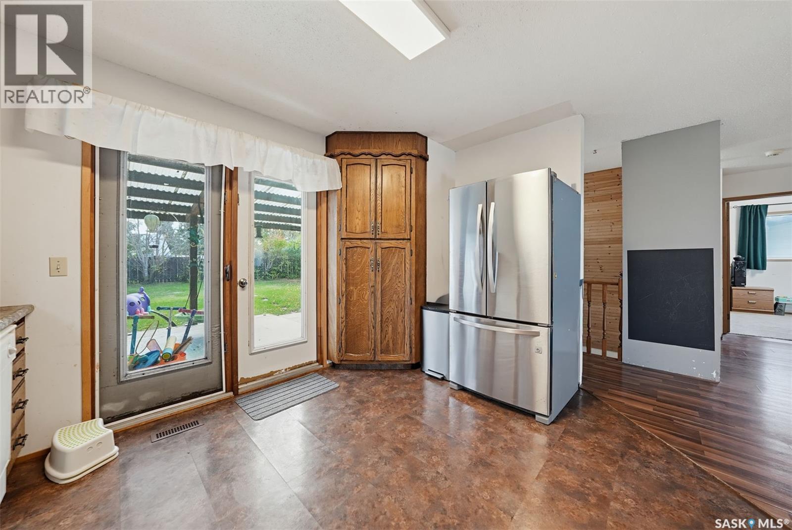 219 Hawkins Street Property Photo 10