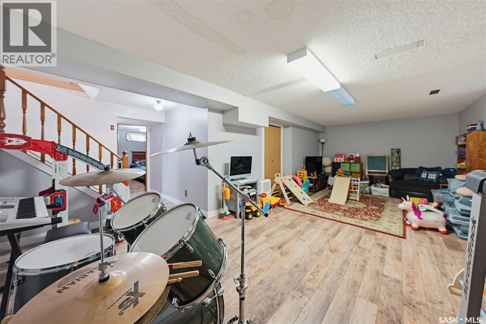 219 Hawkins Street Property Photo 18