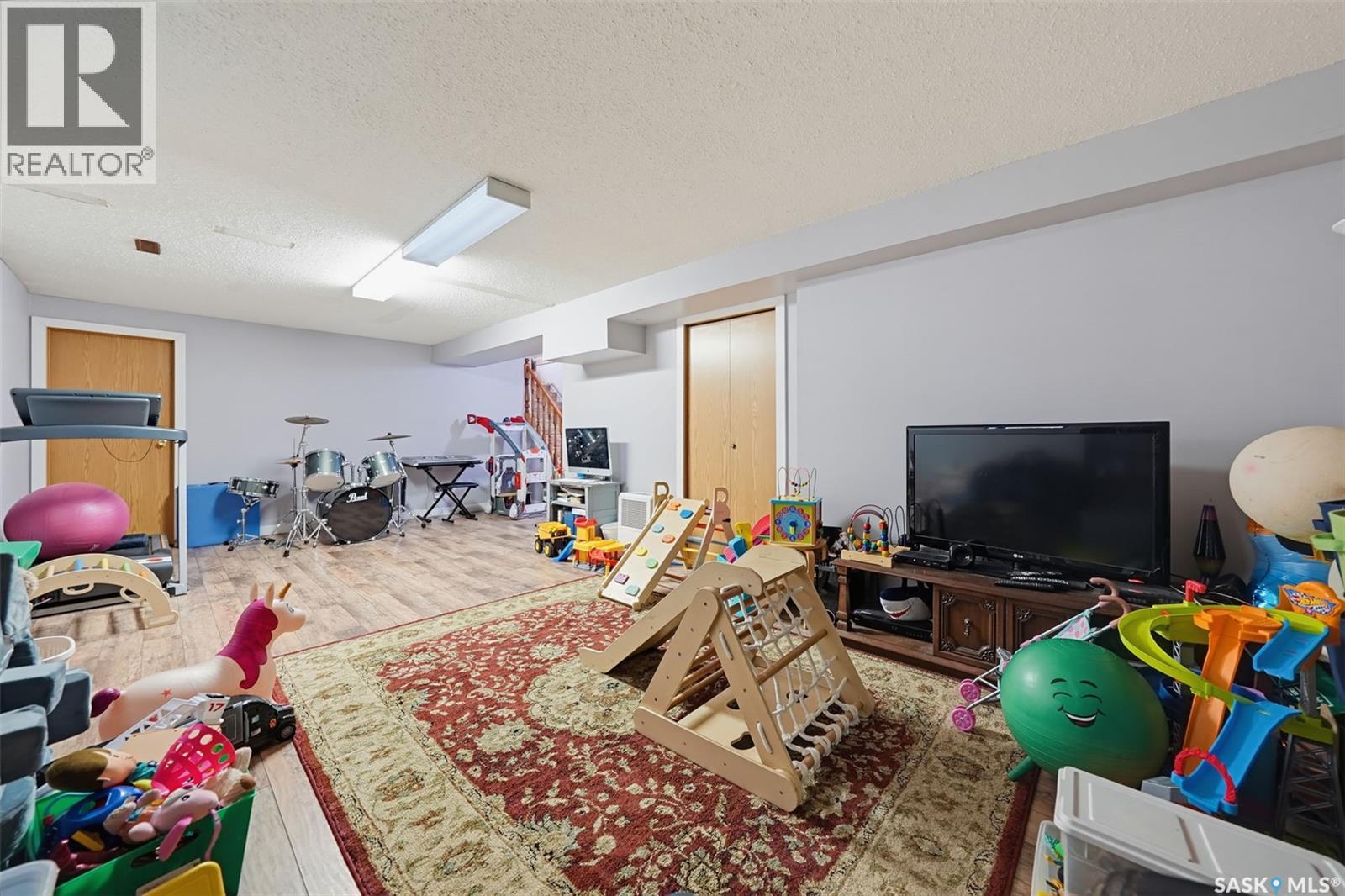 219 Hawkins Street Property Photo 19