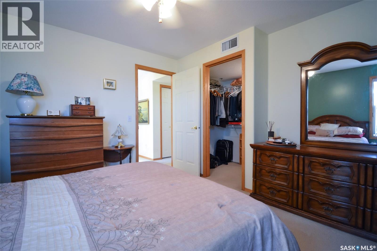 206 100 5th Avenue Property Photo 22