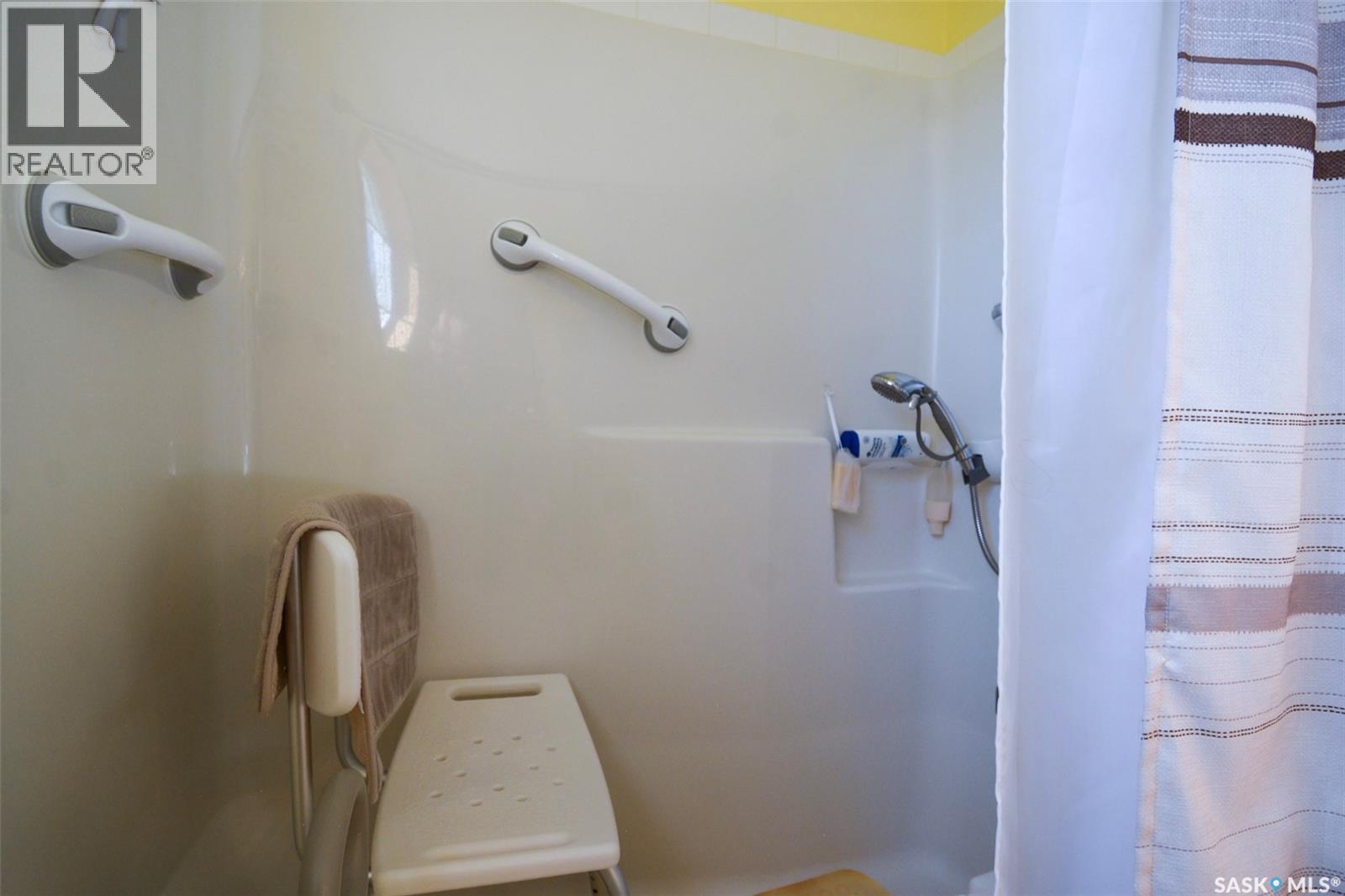 206 100 5th Avenue Property Photo 25