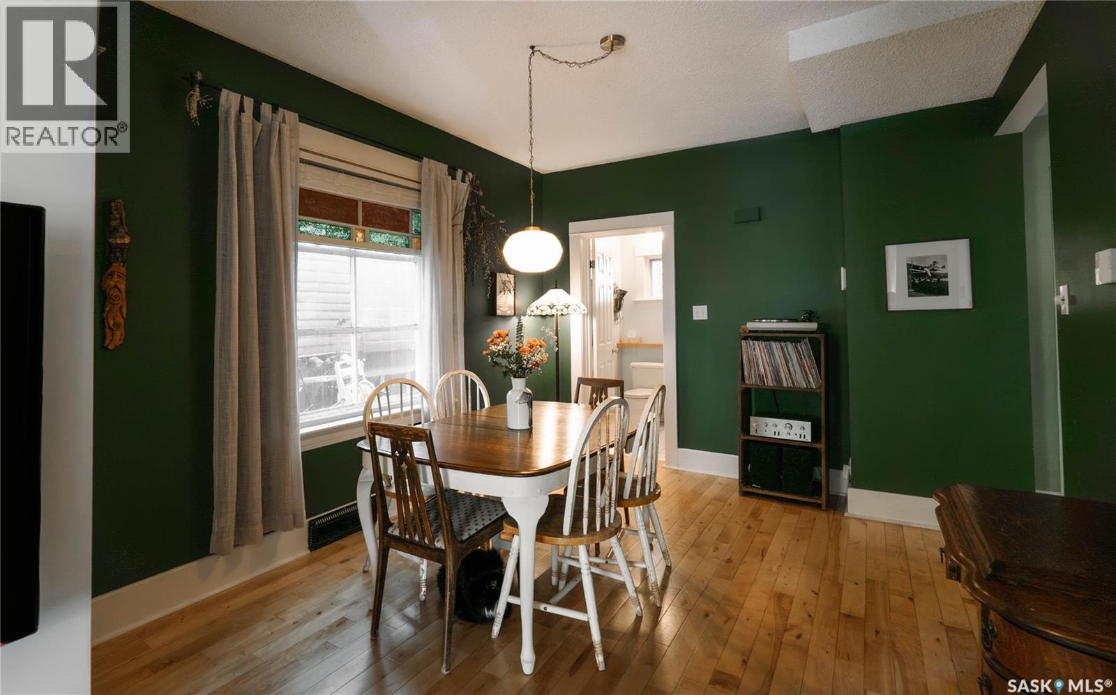 408 25th Street W Property Photo 16