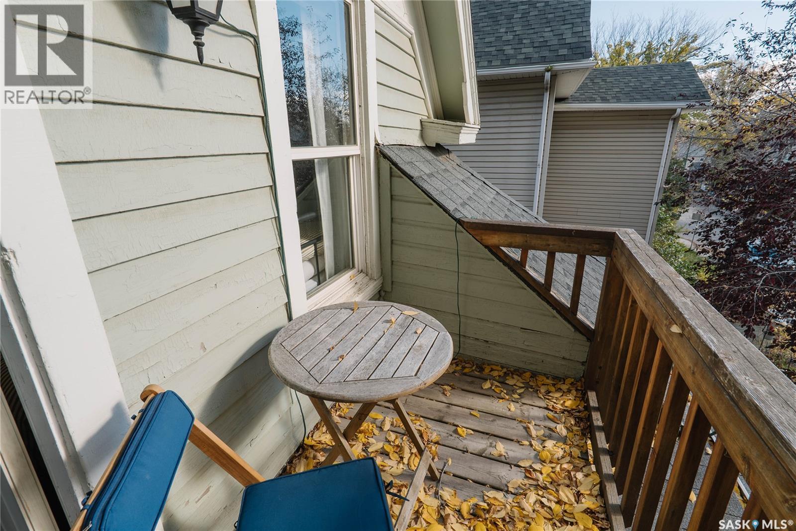 408 25th Street W Property Photo 39