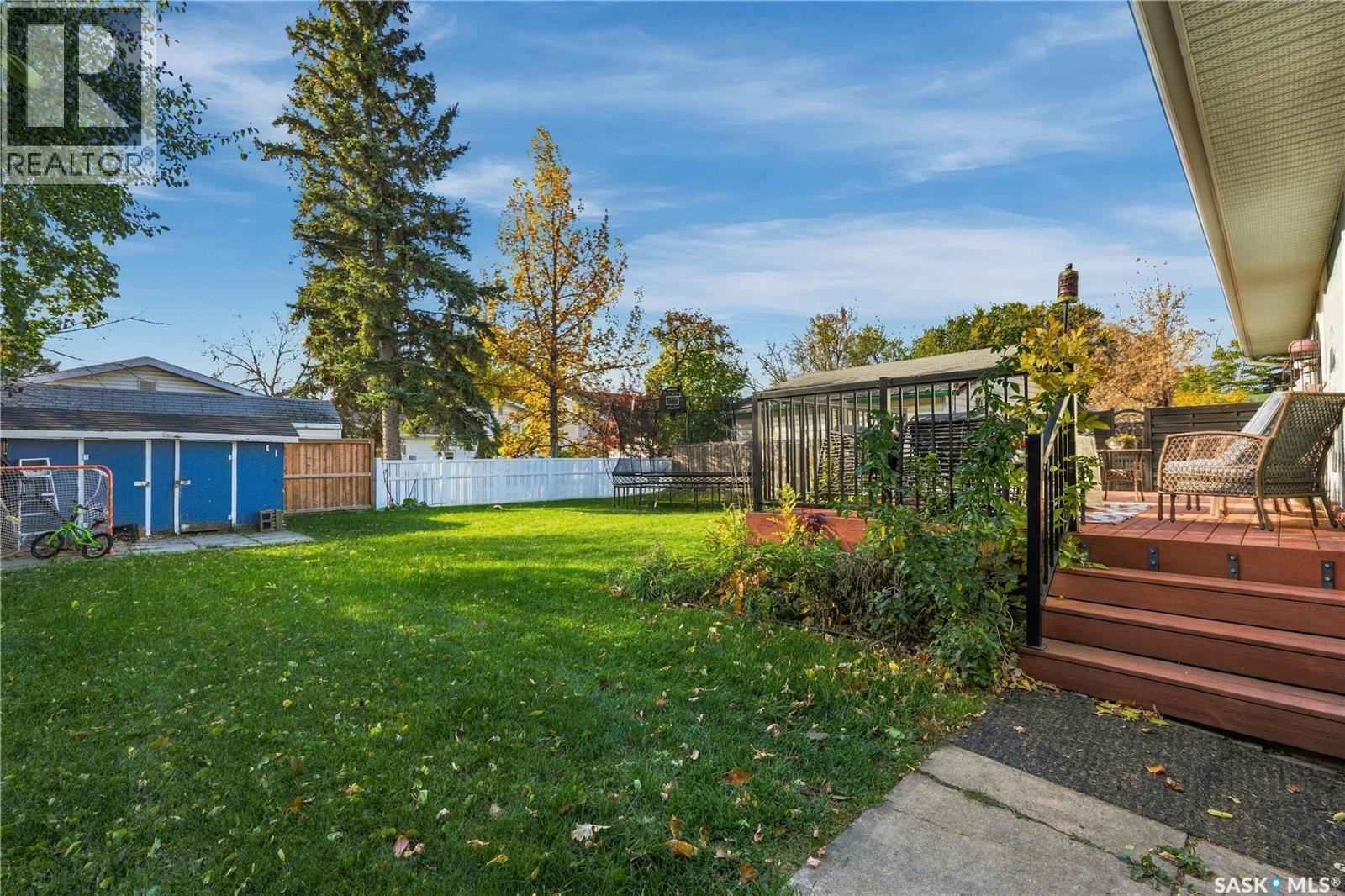 95 St Lawrence Crescent Property Photo 44