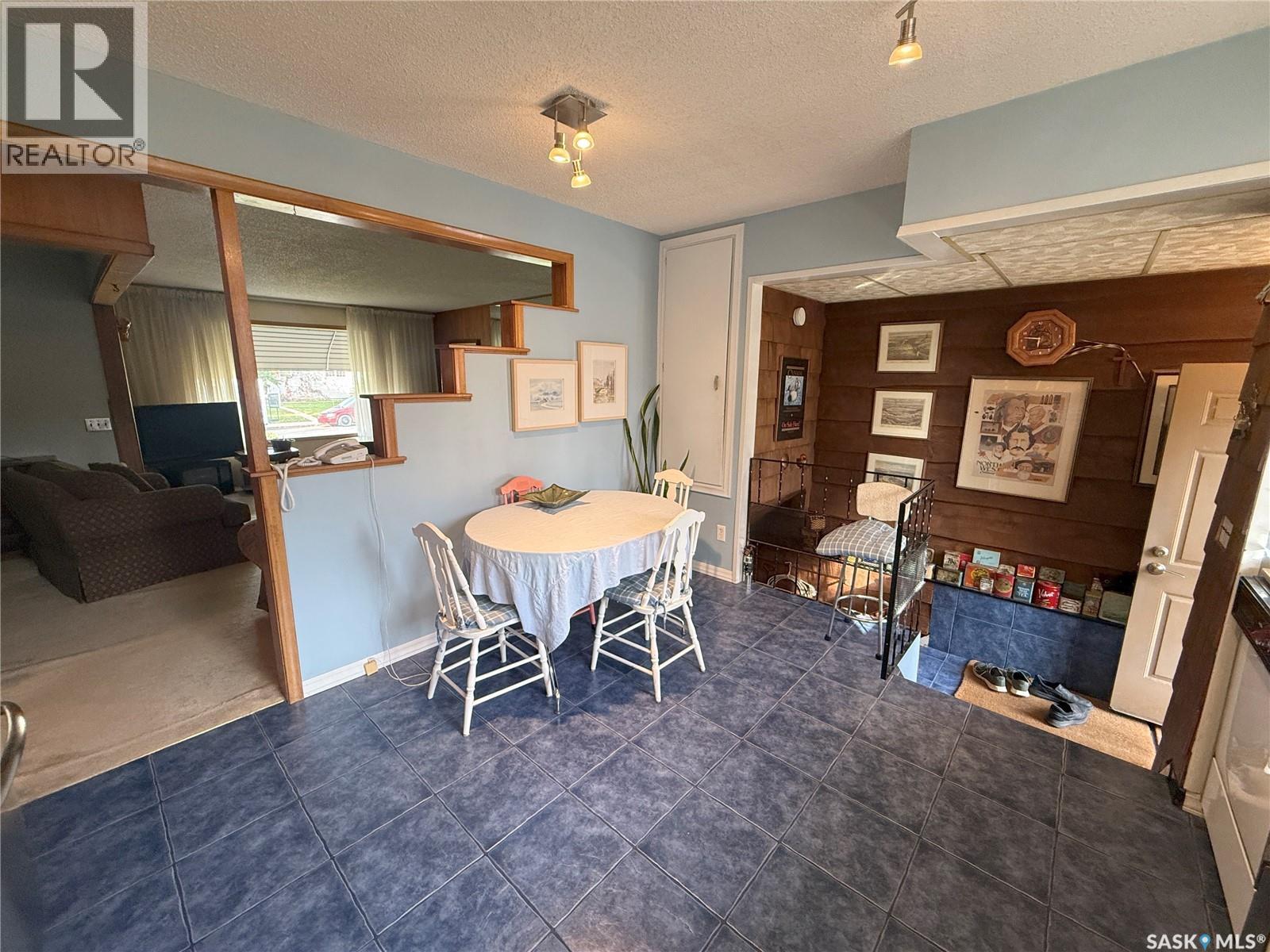 2517 Wiggins Avenue S Property Photo 16