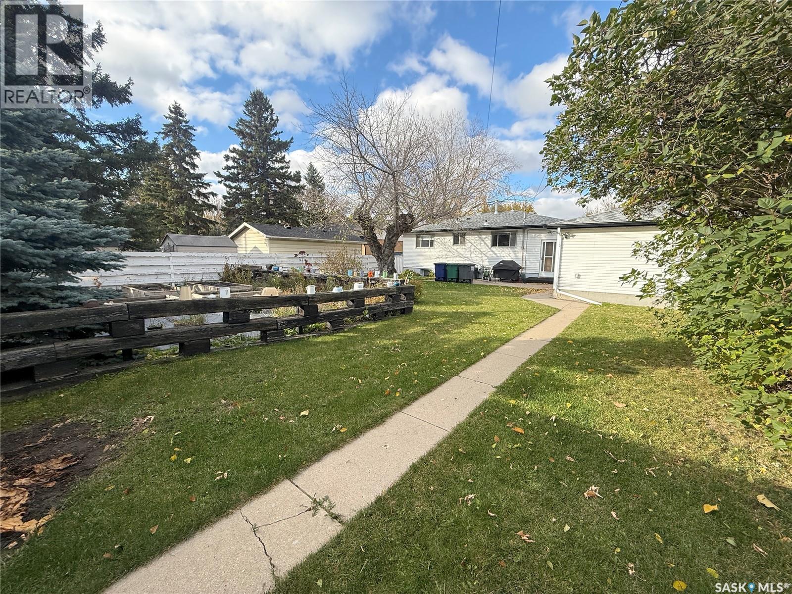 2517 Wiggins Avenue S Property Photo 34