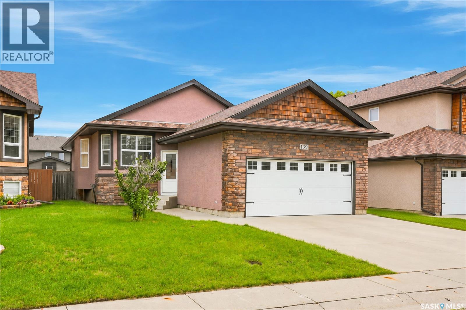 139 Brainerd Crescent Property Photo 1