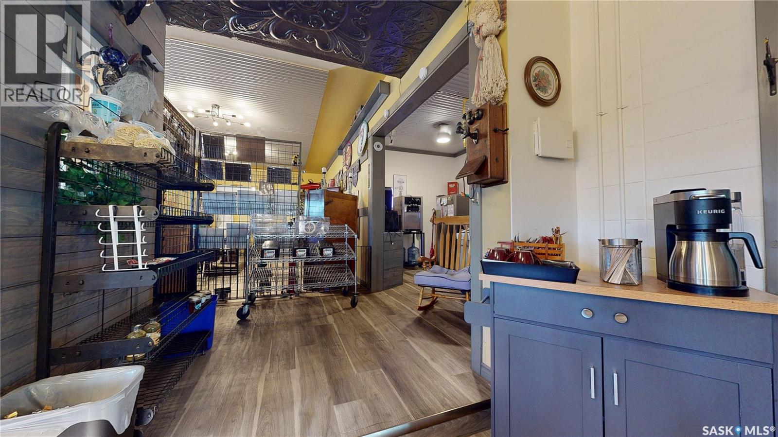 929 Railway Avenue Property Photo 32