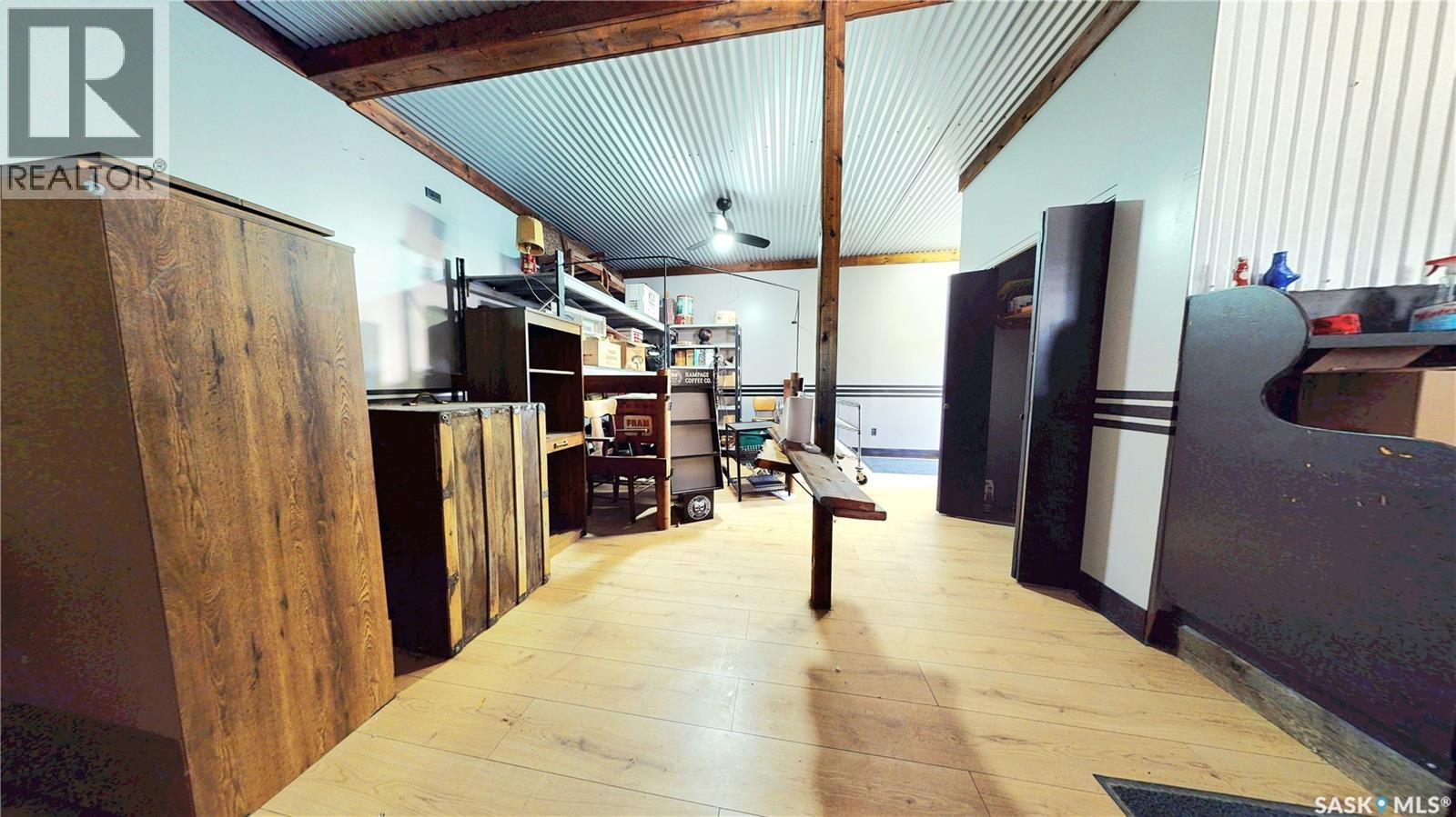 929 Railway Avenue Property Photo 36