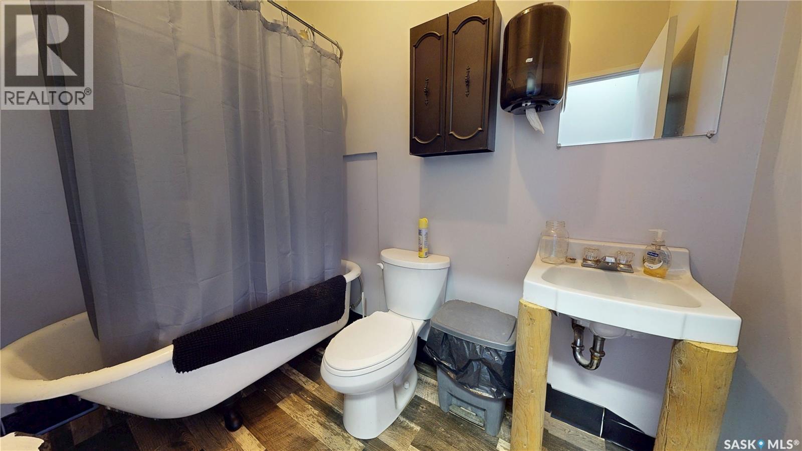 929 Railway Avenue Property Photo 37