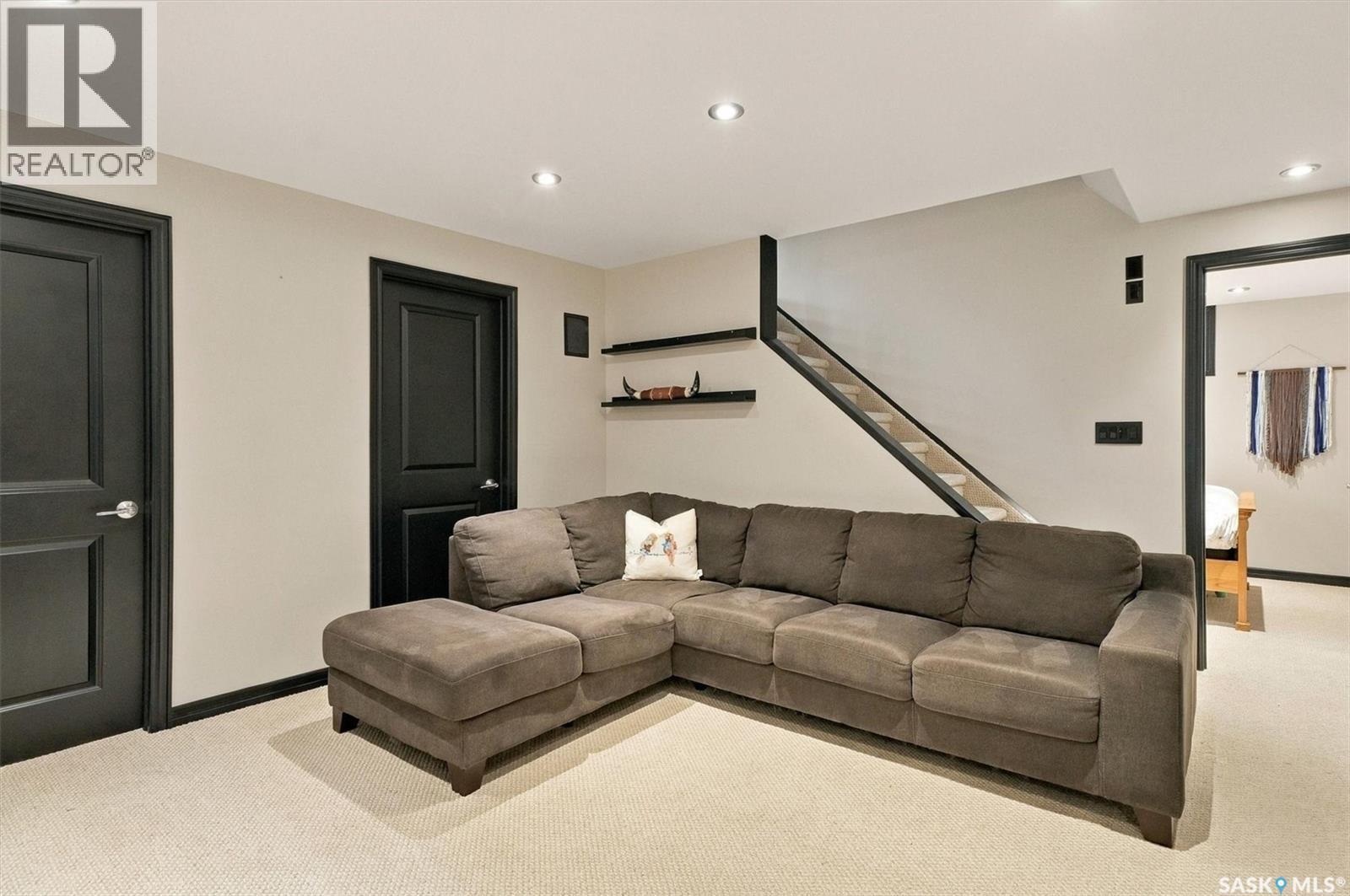 311 Denham Court Property Photo 28