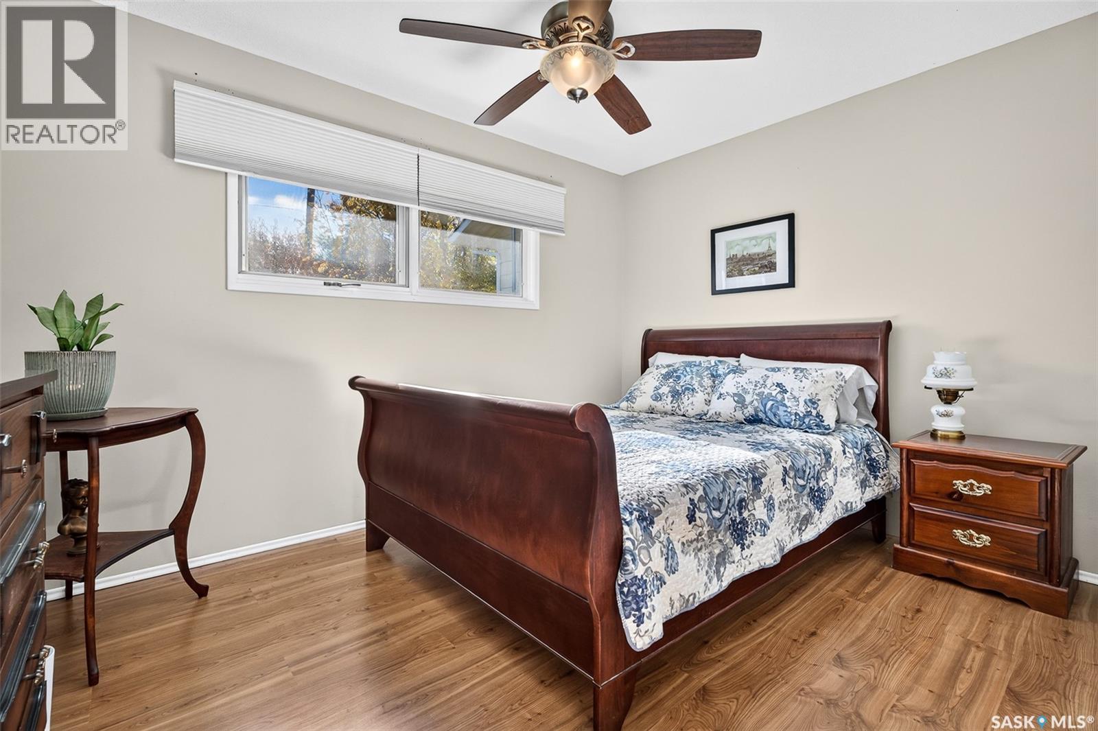 955 Holdsworth Crescent Property Photo 30
