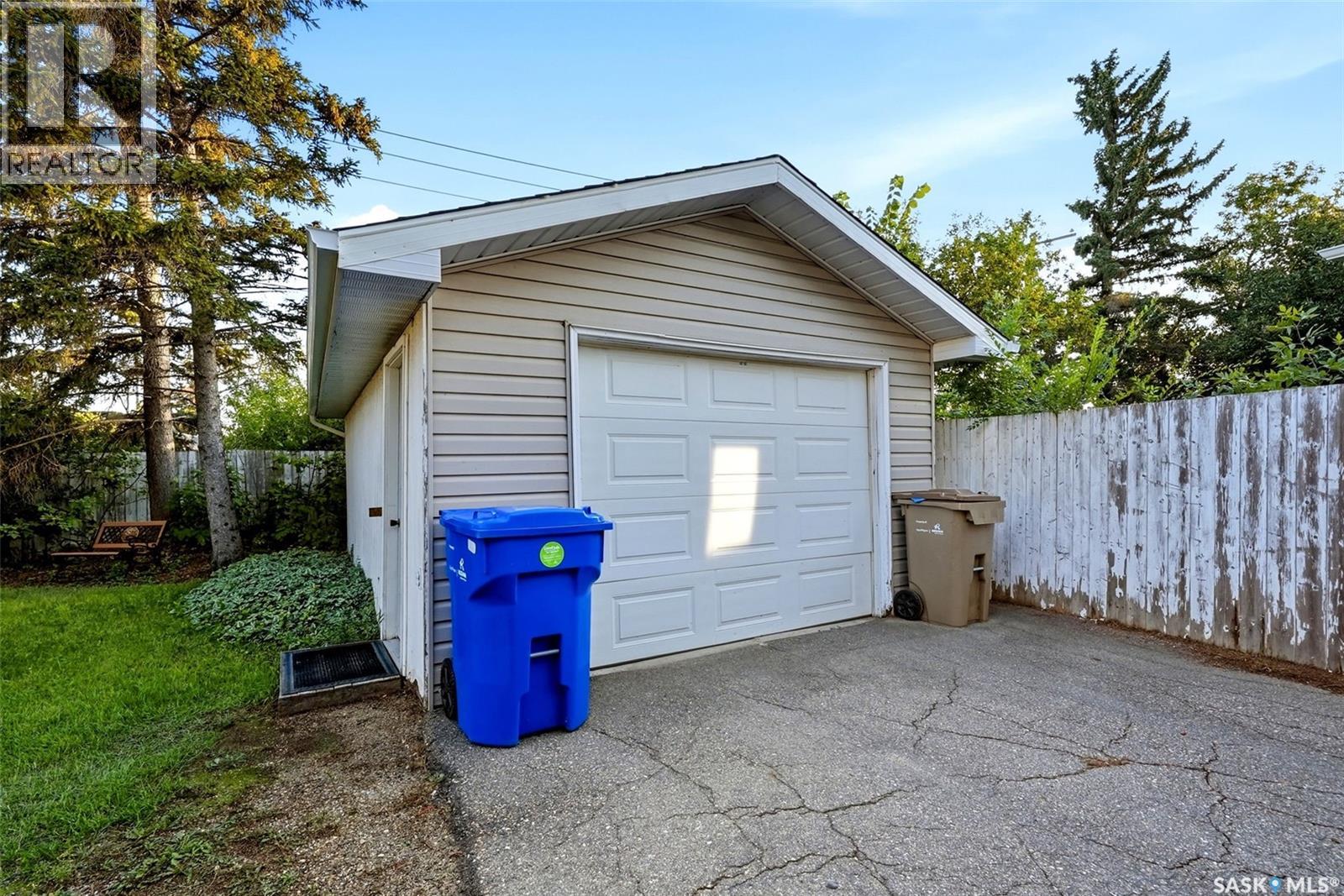 69 Darke Crescent Property Photo 36