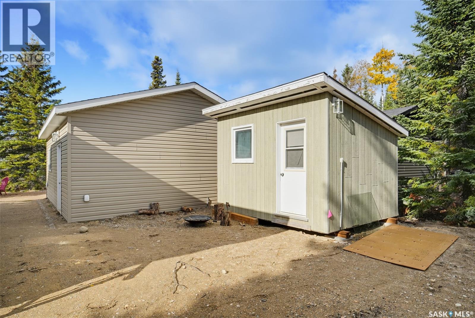 2 Falcon Place Property Photo 25