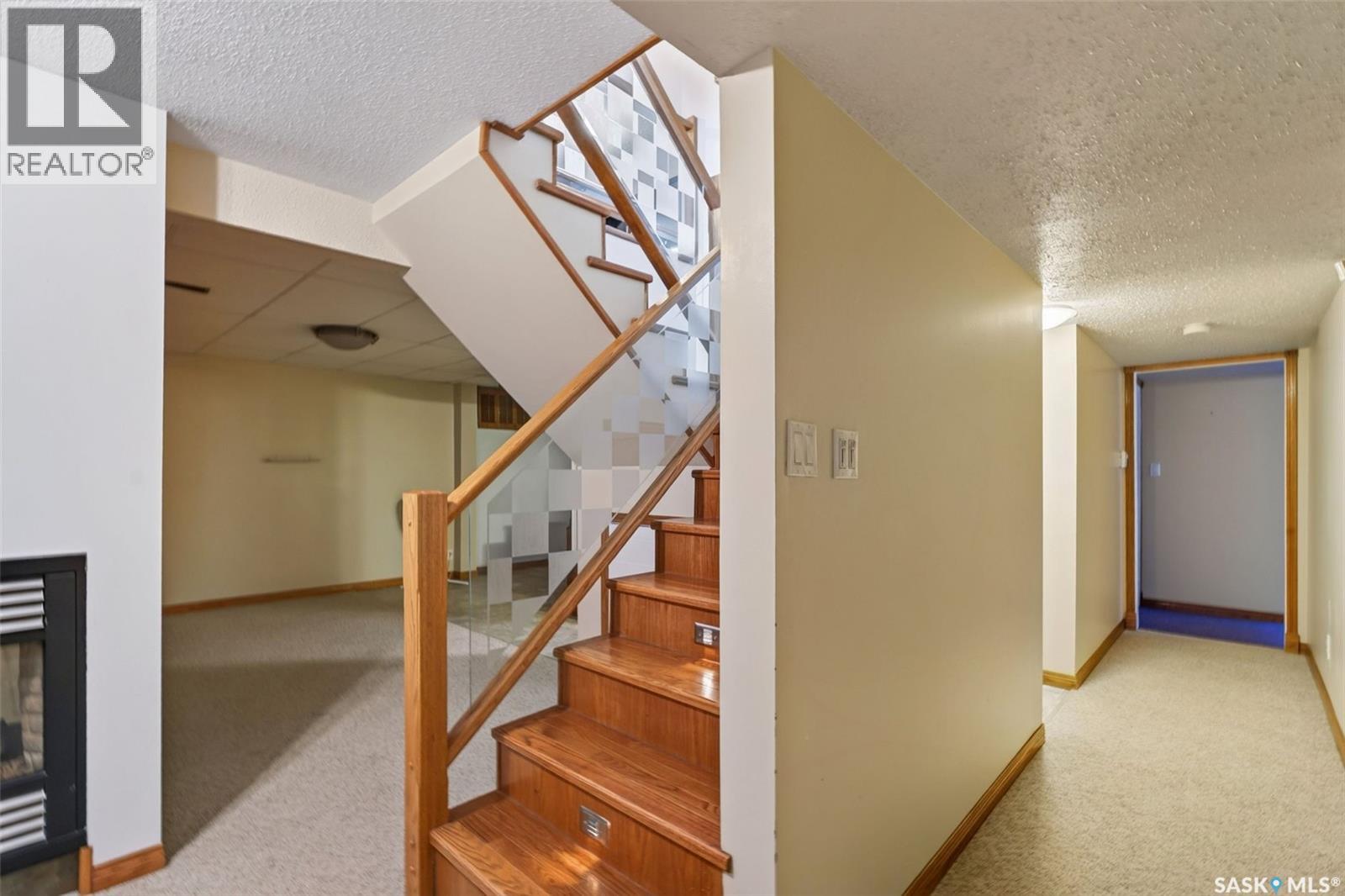 718 Golburn Crescent Property Photo 32