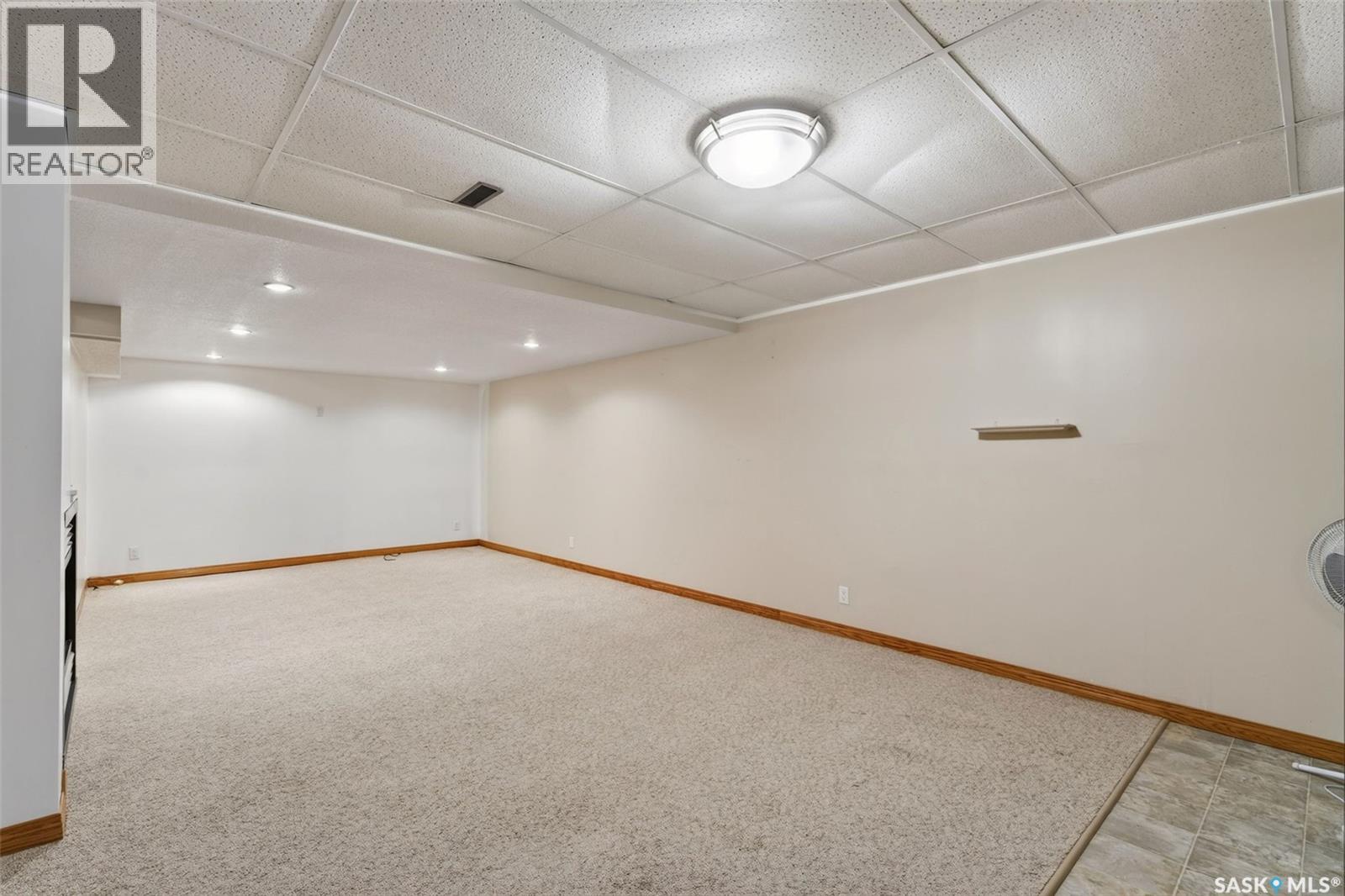 718 Golburn Crescent Property Photo 35