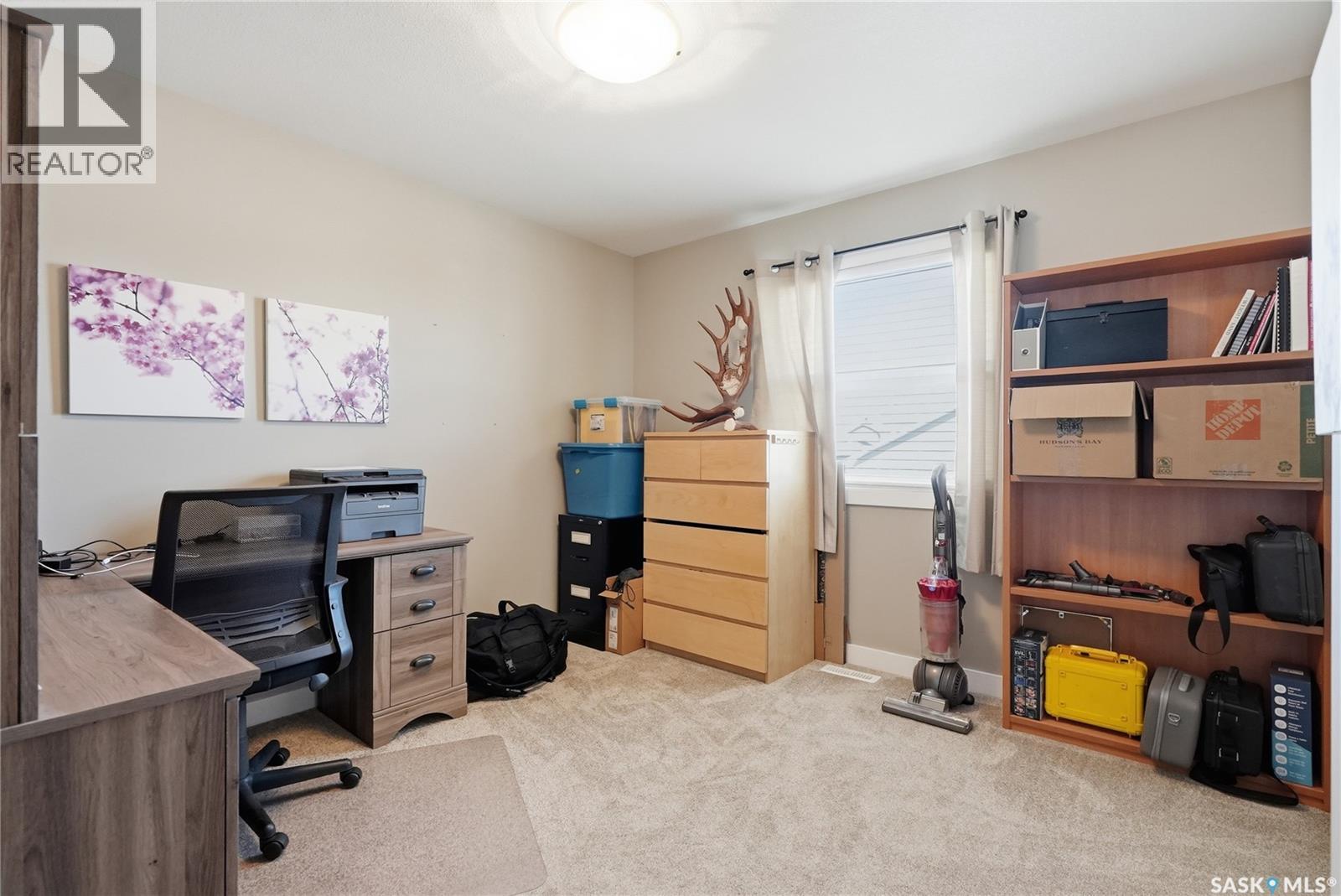 118 Stromberg Crescent Property Photo 34