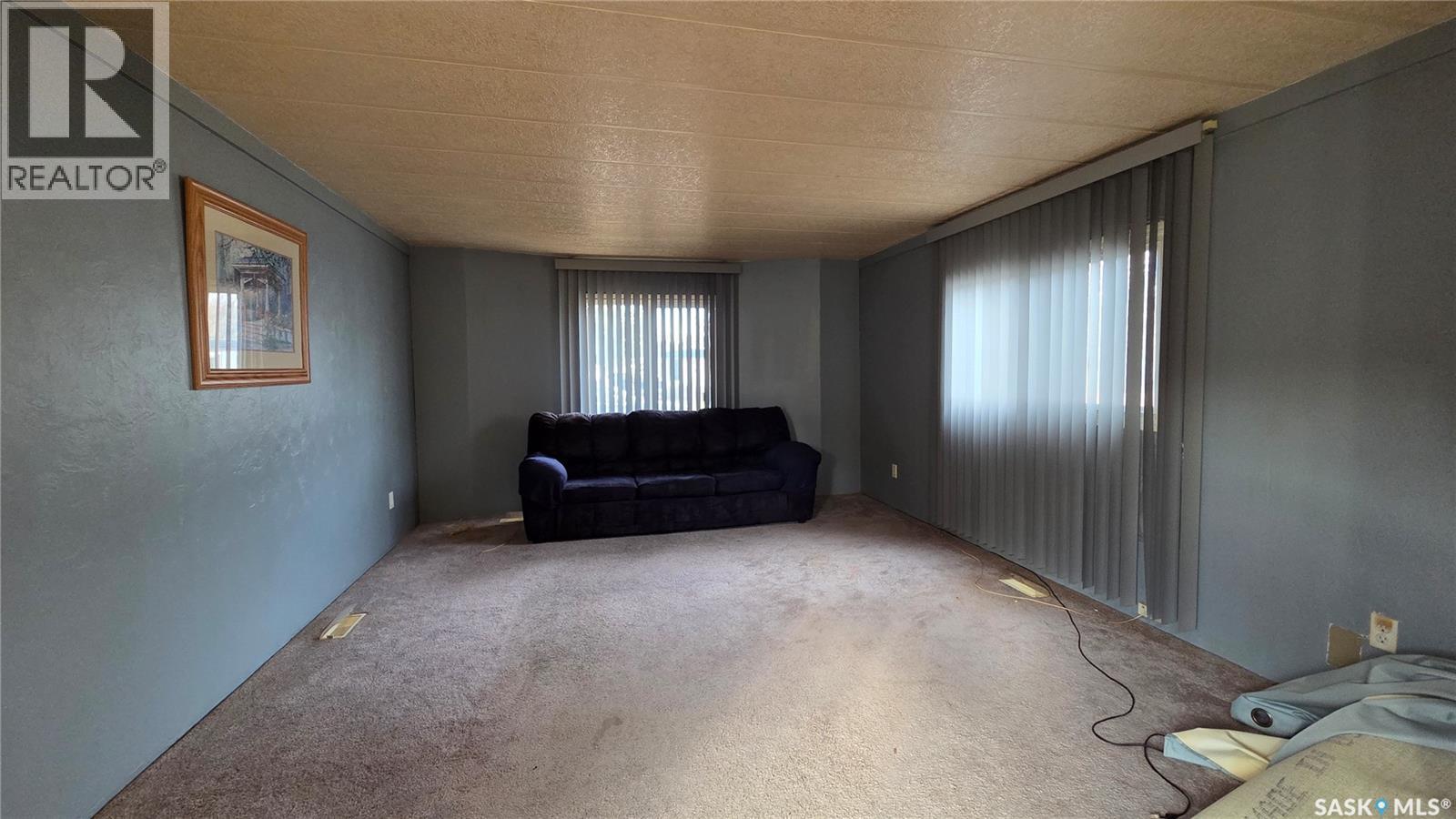 485 32nd Street Property Photo 4
