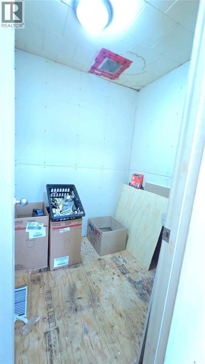485 32nd Street Property Photo 15