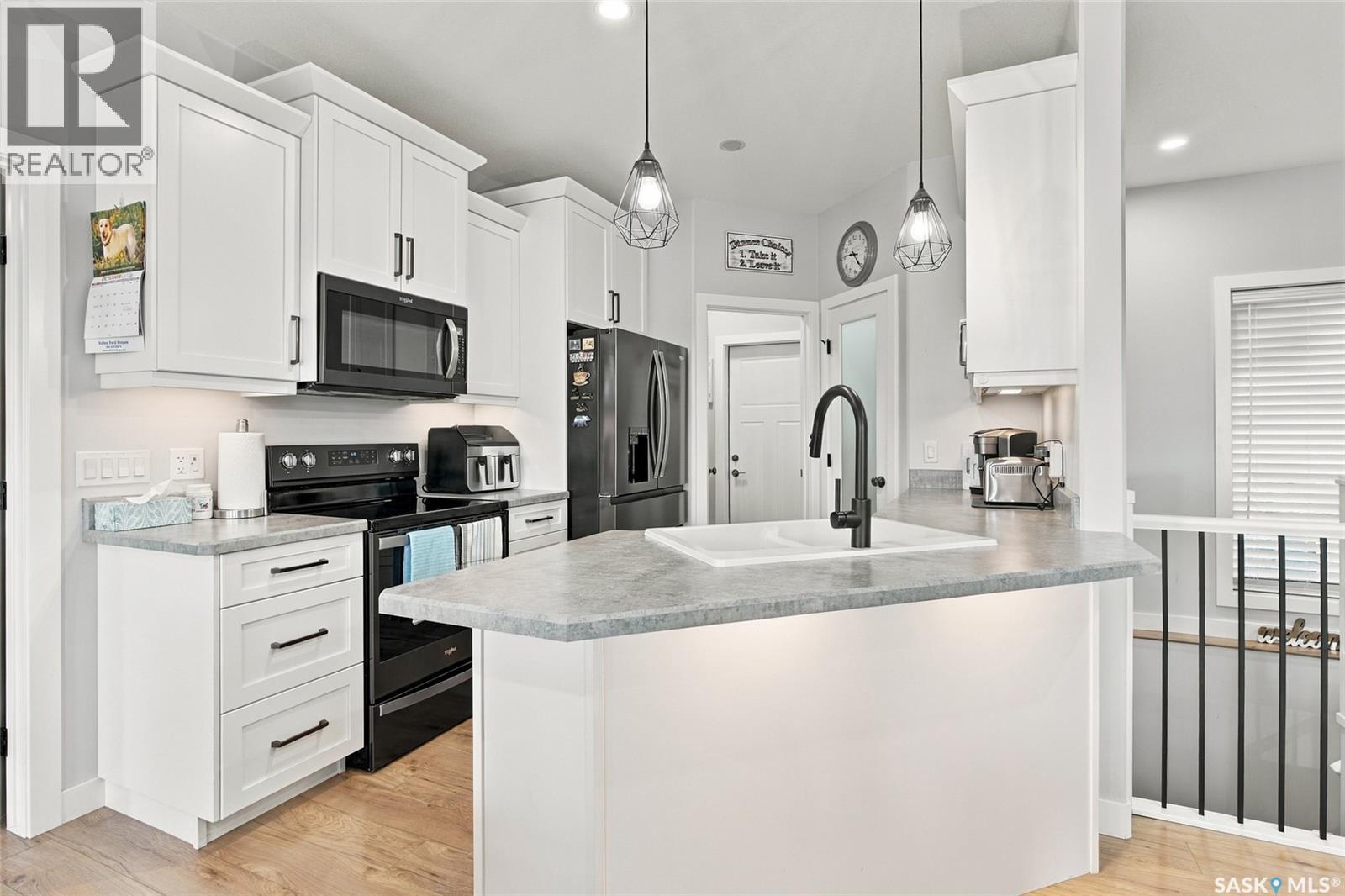 101 South Hill Road Property Photo 10