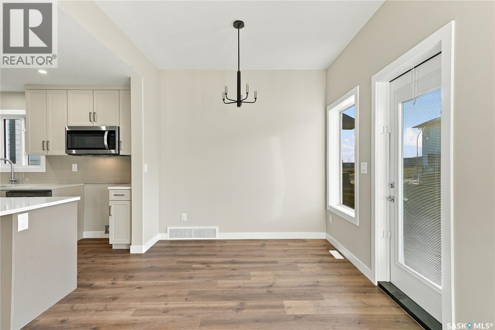 442 Leskiw Bend Property Photo 19