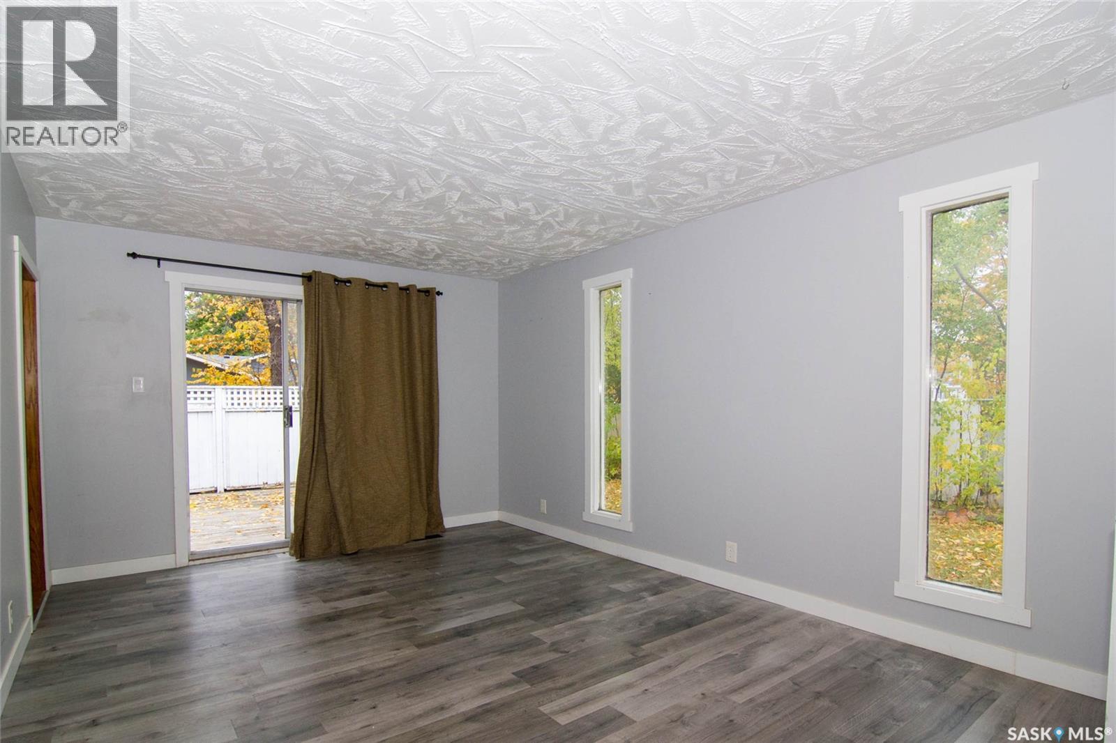 308 Hilliard Street E Property Photo 10