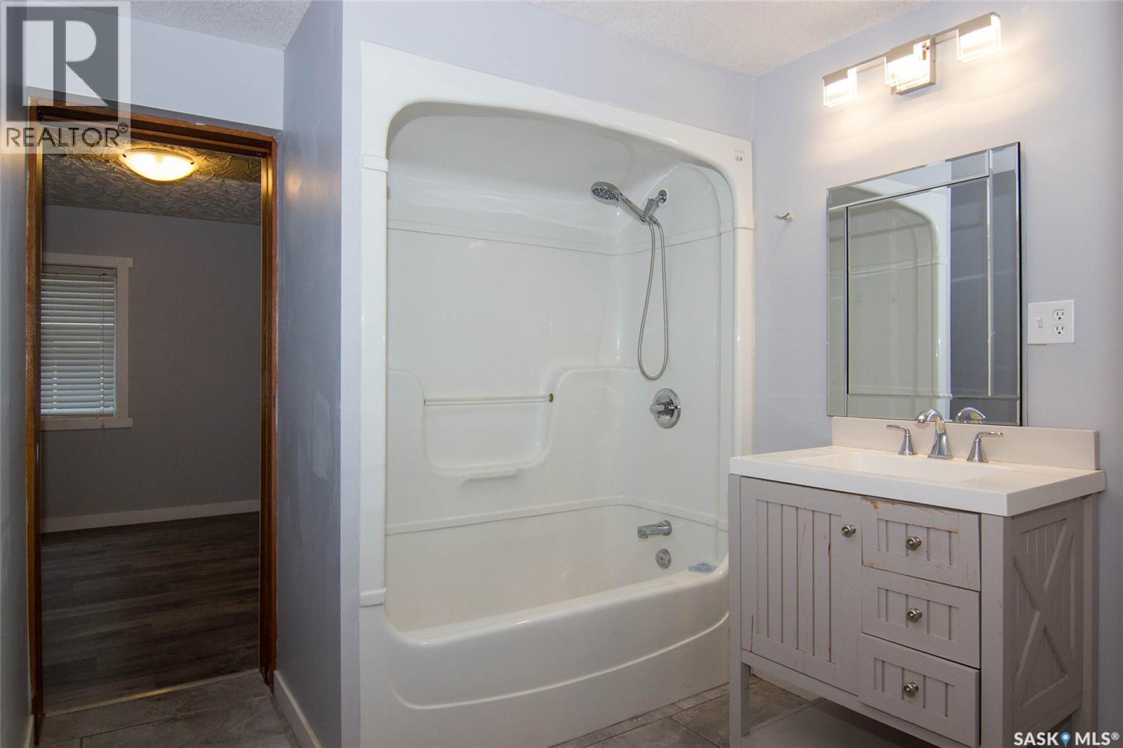 308 Hilliard Street E Property Photo 16