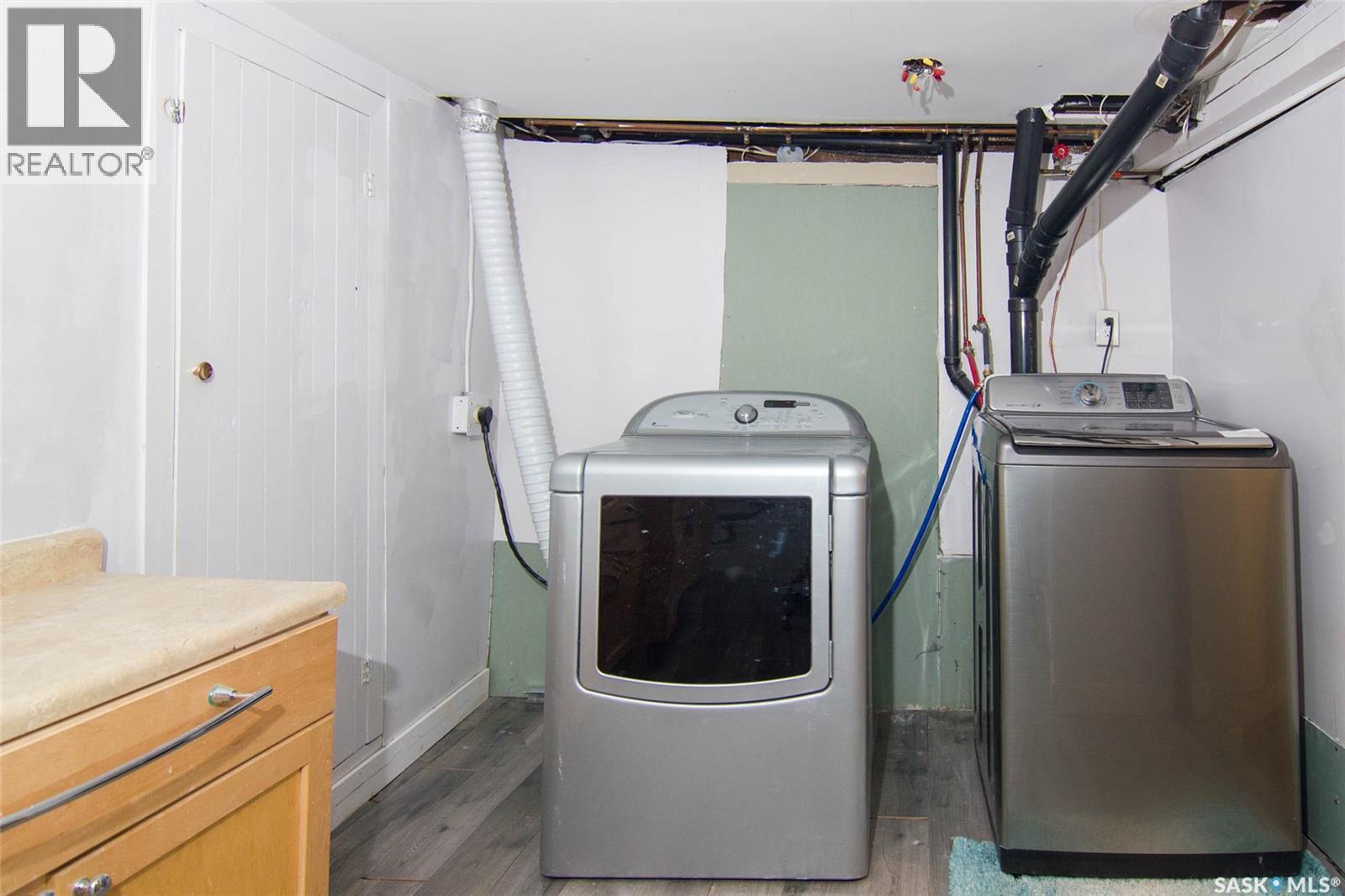 308 Hilliard Street E Property Photo 27