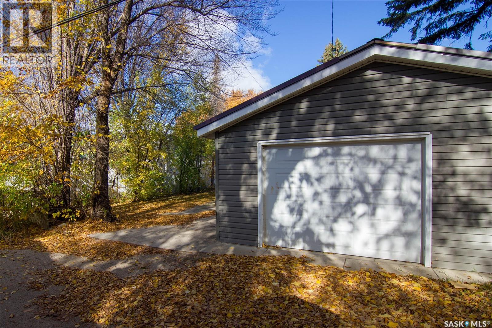 308 Hilliard Street E Property Photo 32