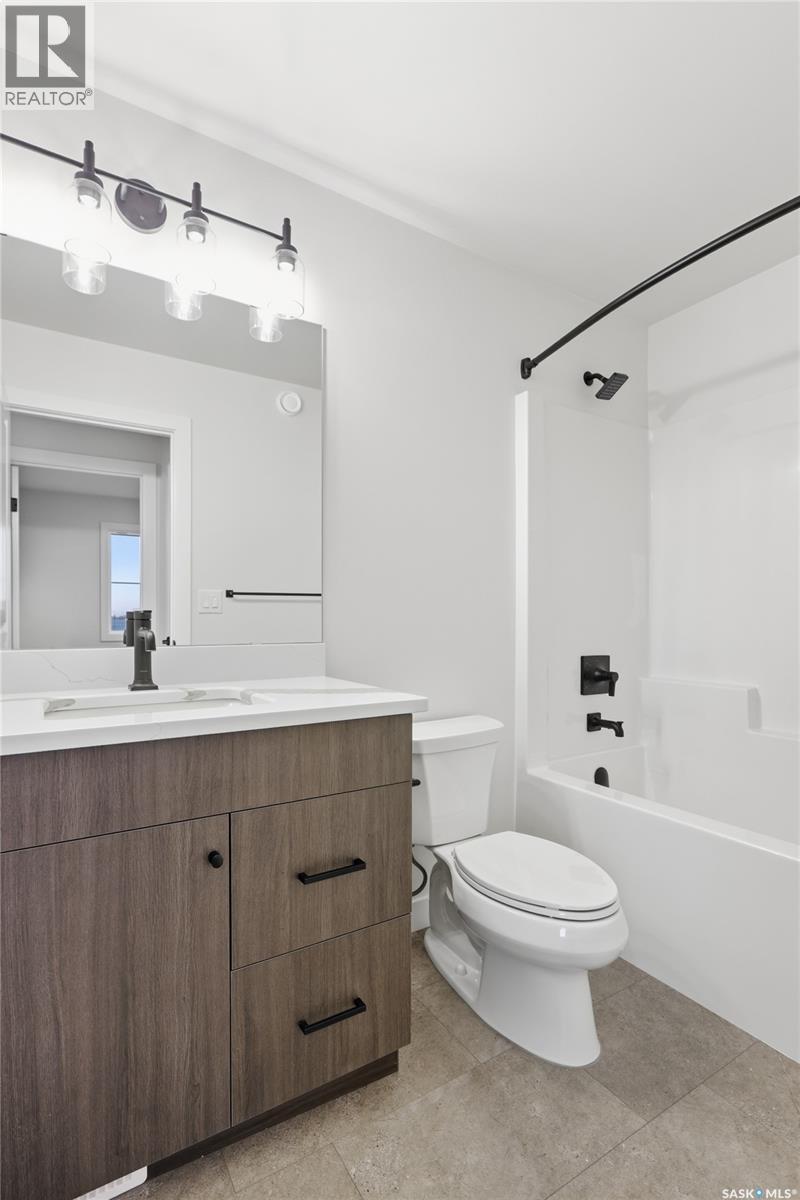 141 Emma Crescent Property Photo 22