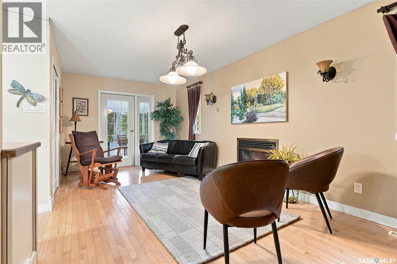 307 Broadway Street Property Photo 5