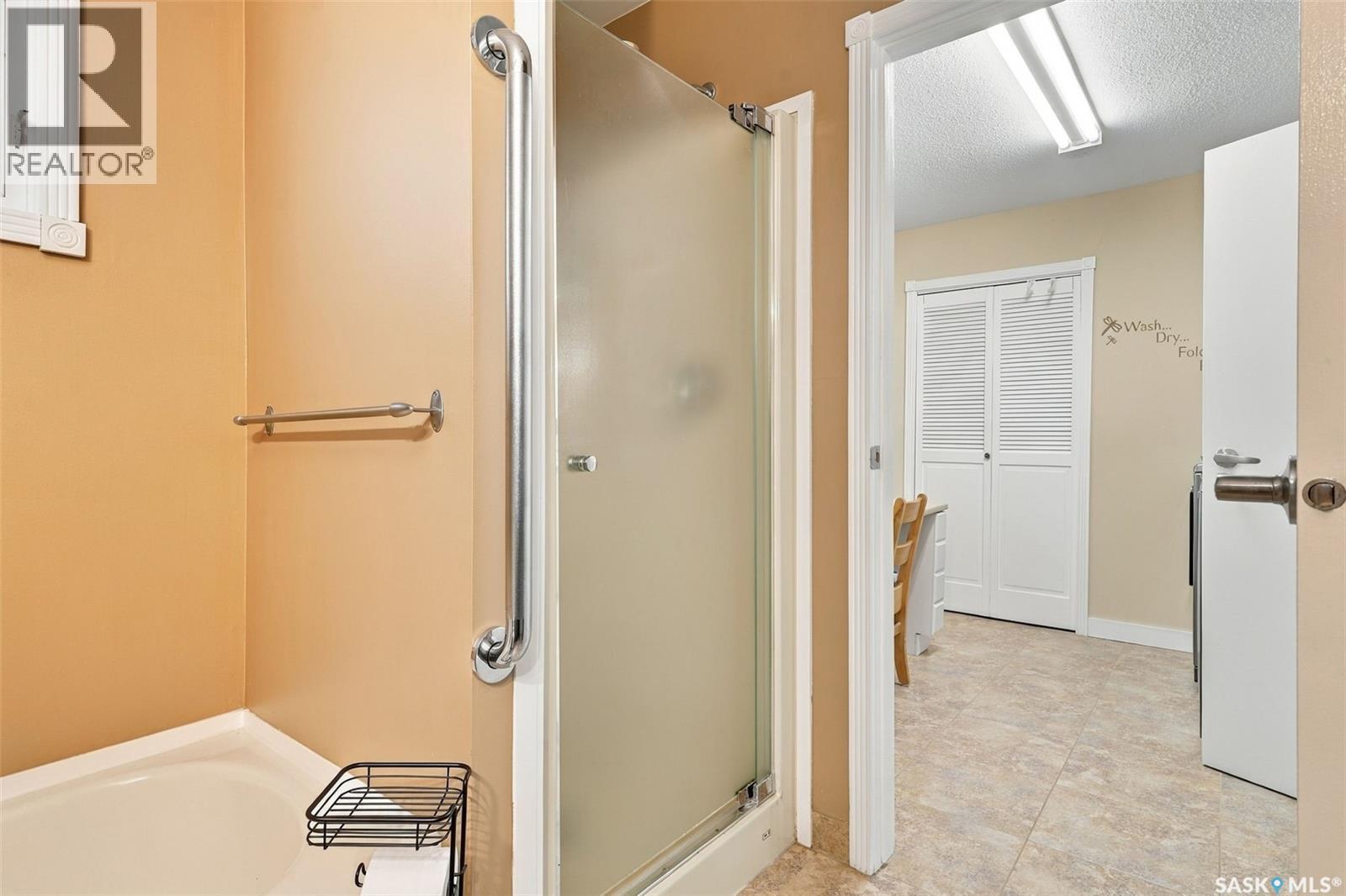 307 Broadway Street Property Photo 24