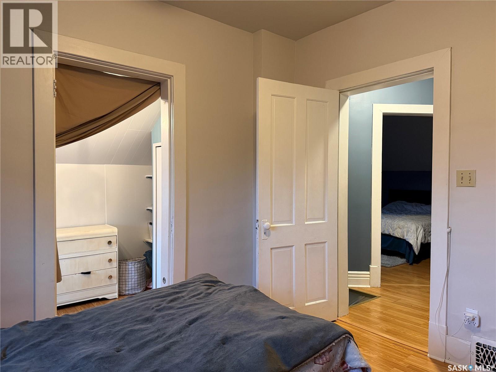308 2nd Street E Property Photo 19