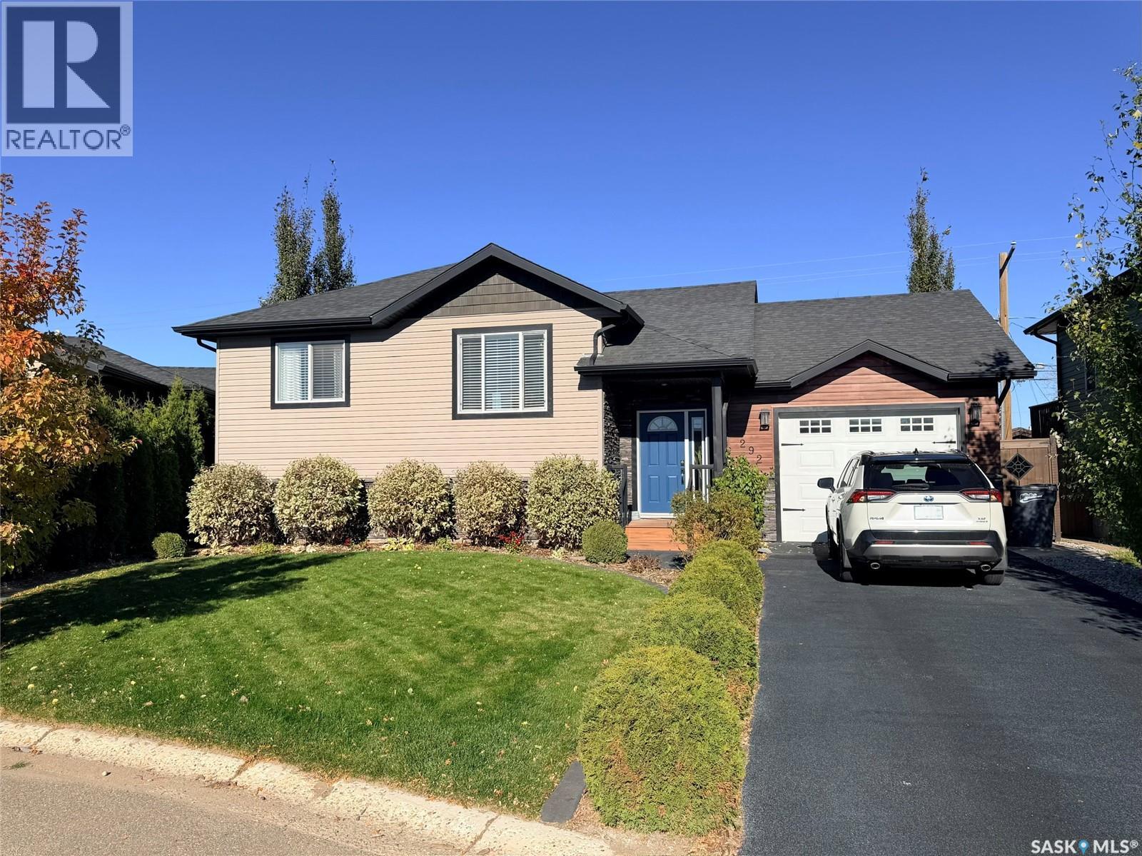292 15th Street Property Photo 1