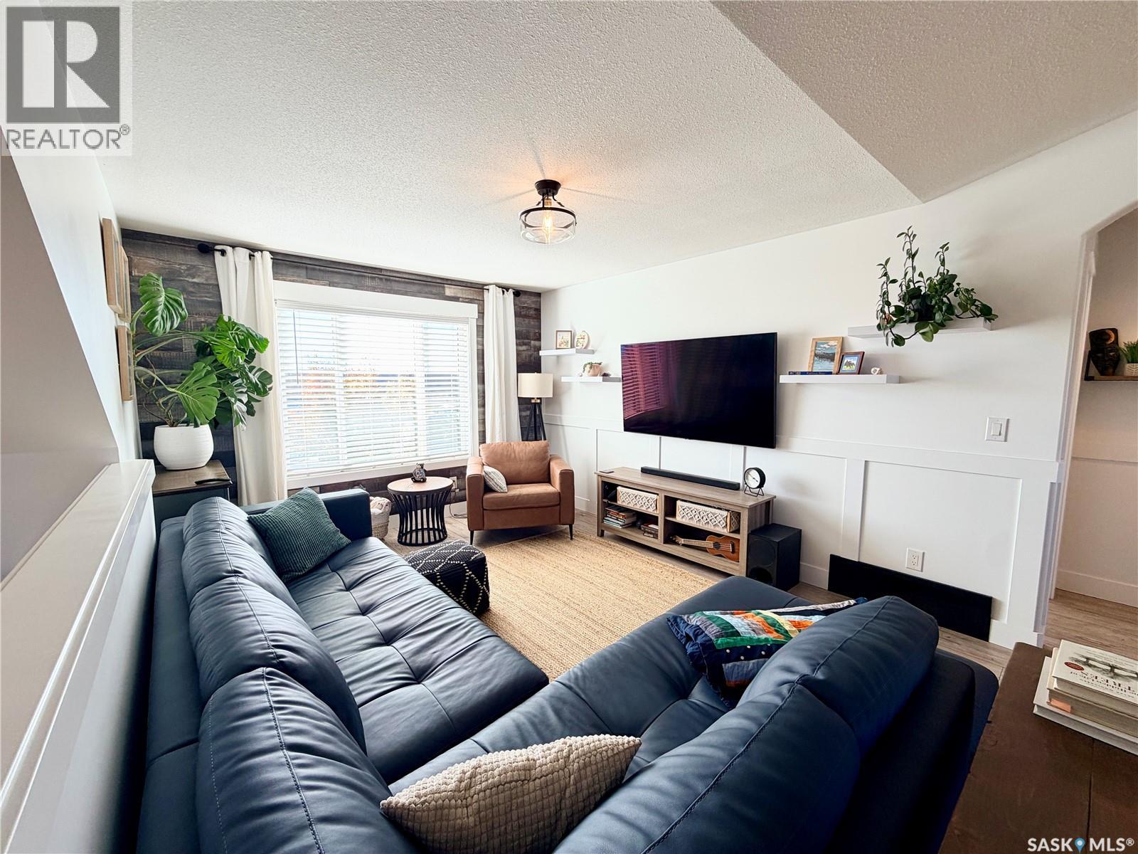 292 15th Street Property Photo 8
