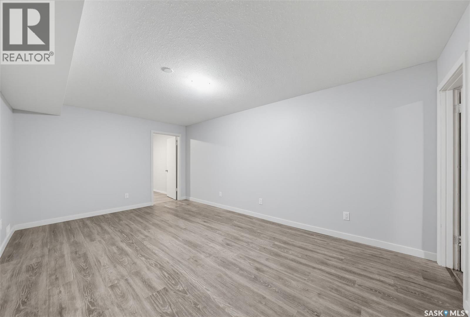 1405 Cumberland Avenue S Property Photo 19