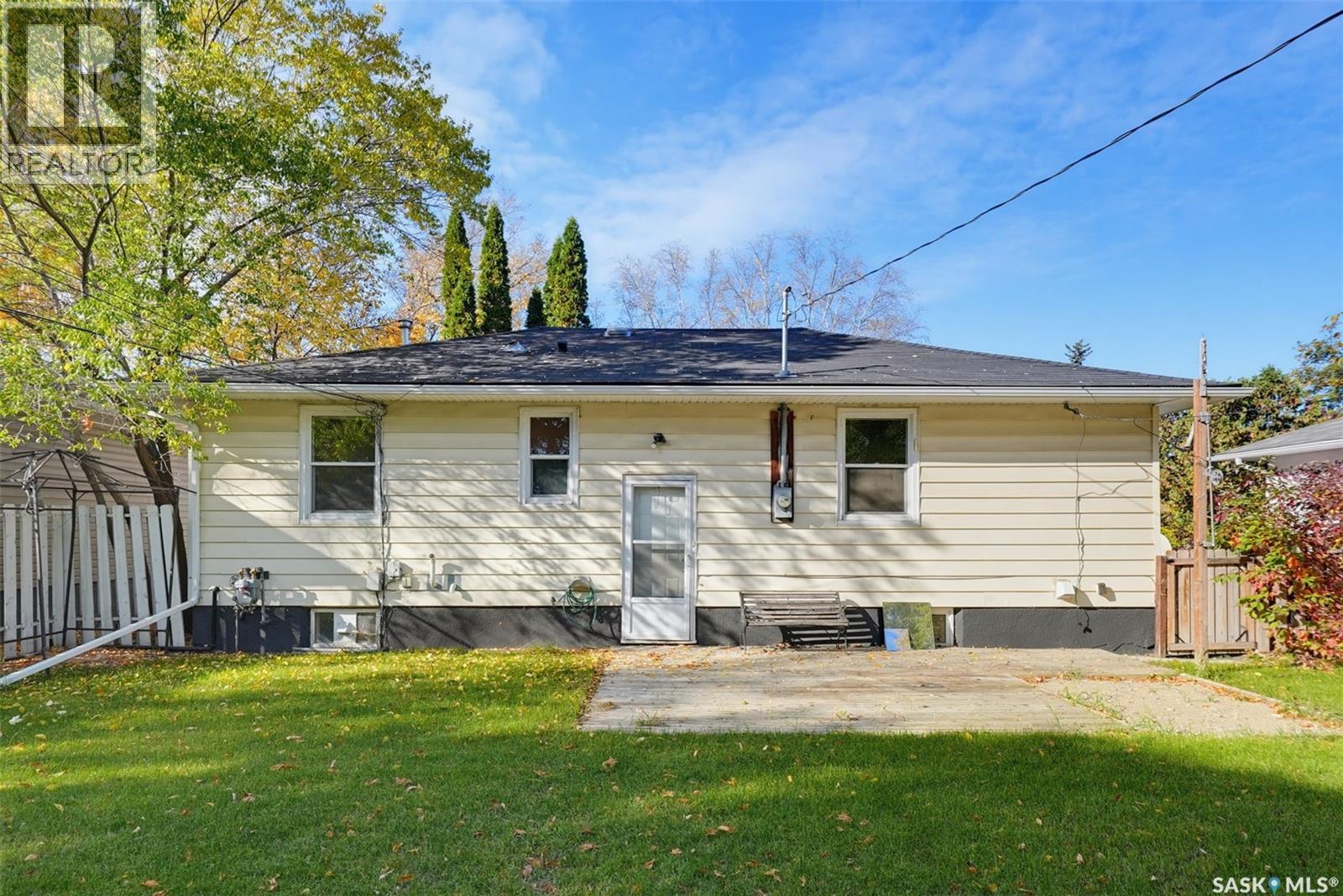 1405 Cumberland Avenue S Property Photo 27