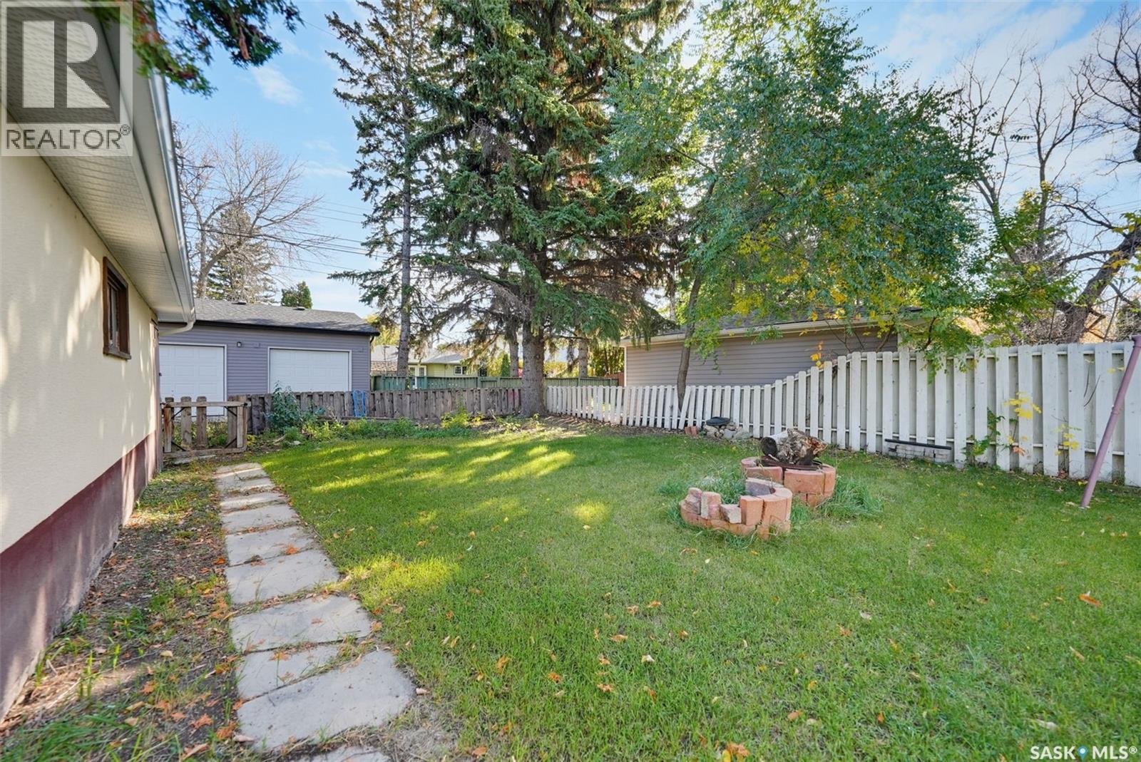 1405 Cumberland Avenue S Property Photo 29