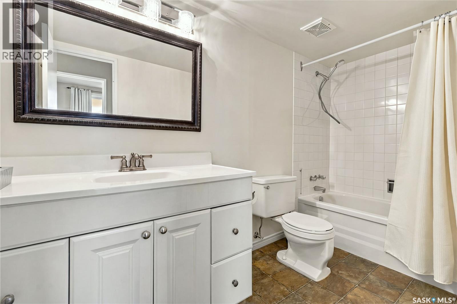 324 65 Westfield Drive Property Photo 18