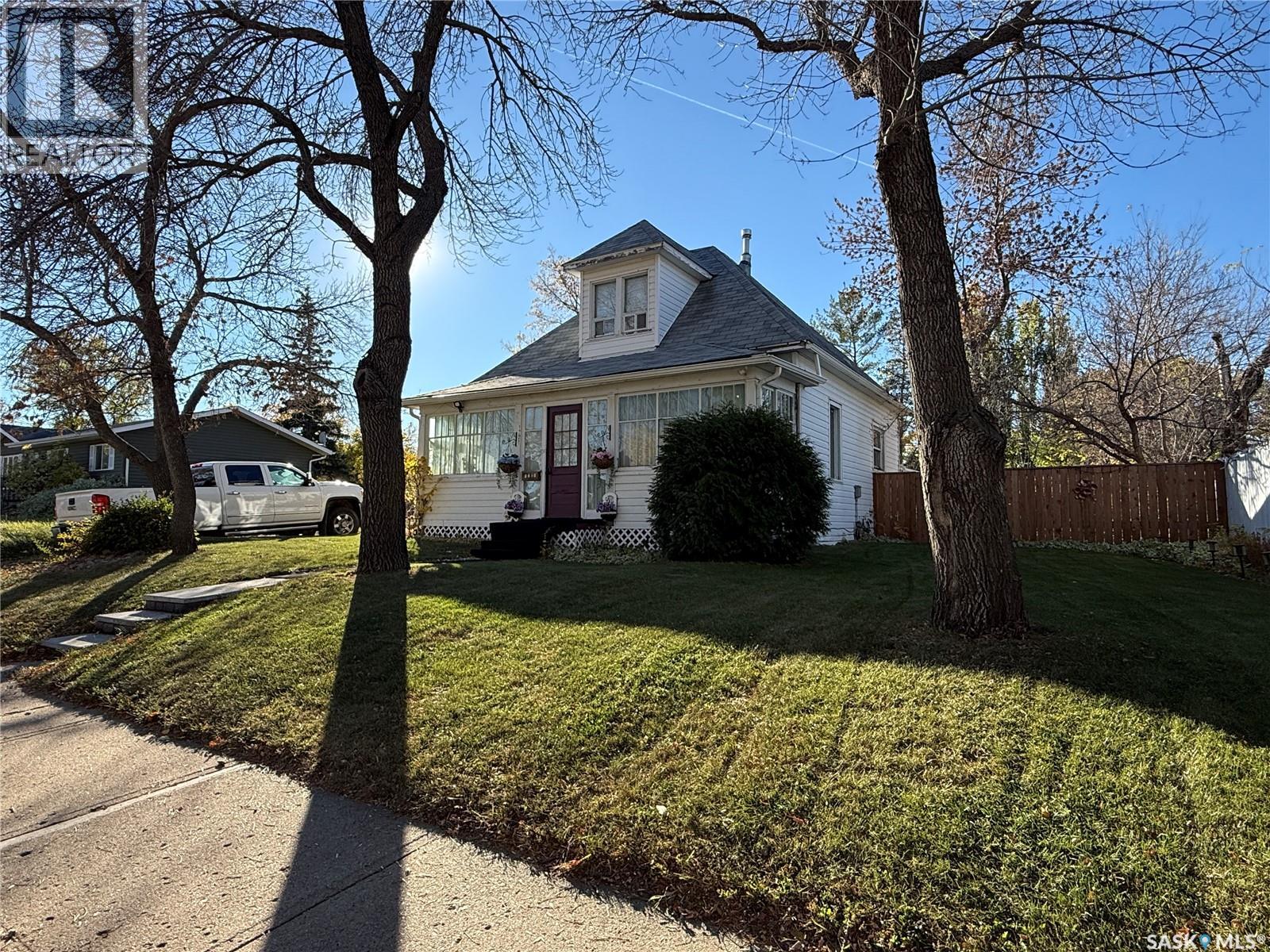 1721 99th Street Property Photo 2