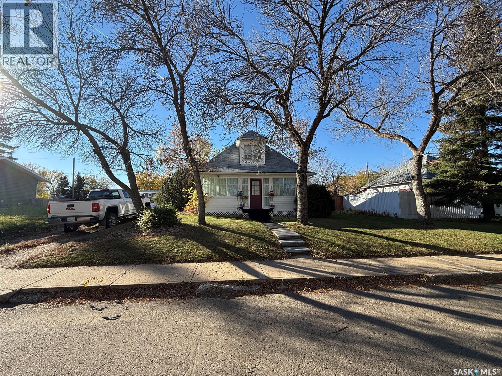 1721 99th Street Property Photo 3