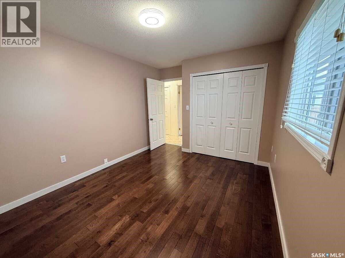 2606 42nd Avenue Property Photo 12
