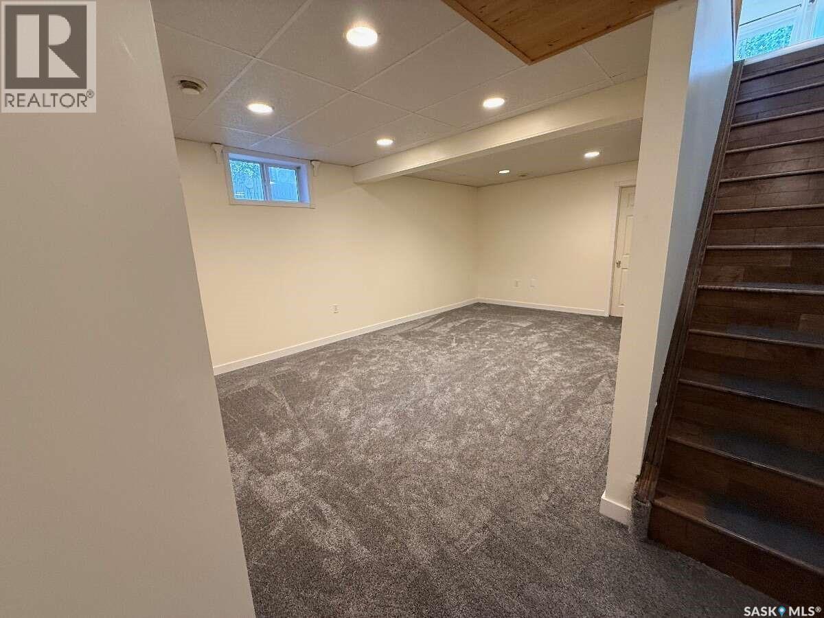2606 42nd Avenue Property Photo 18