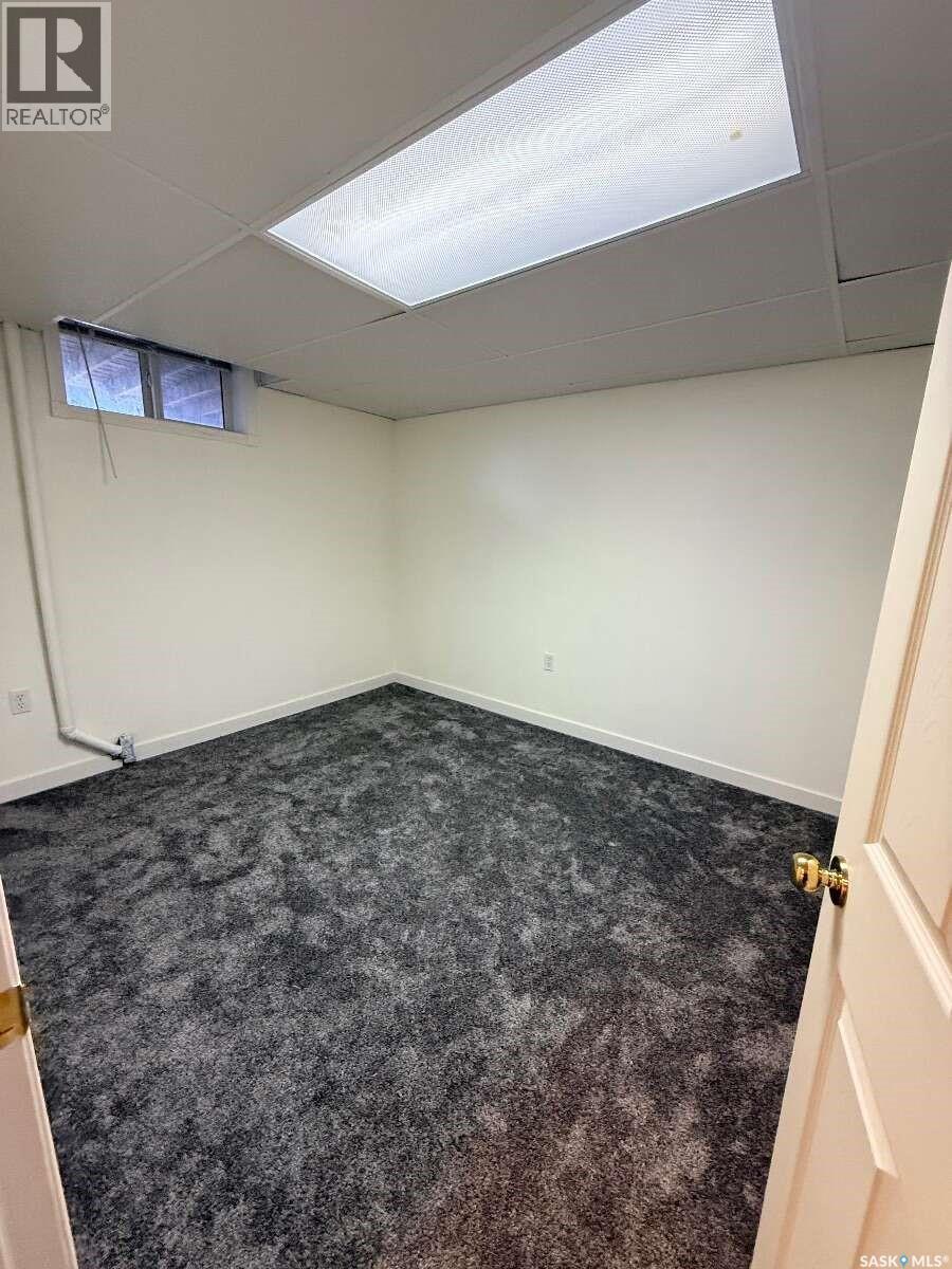 2606 42nd Avenue Property Photo 22