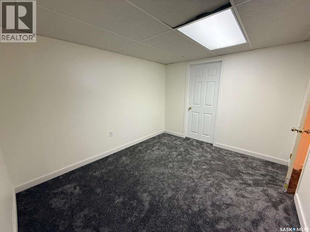 2606 42nd Avenue Property Photo 23