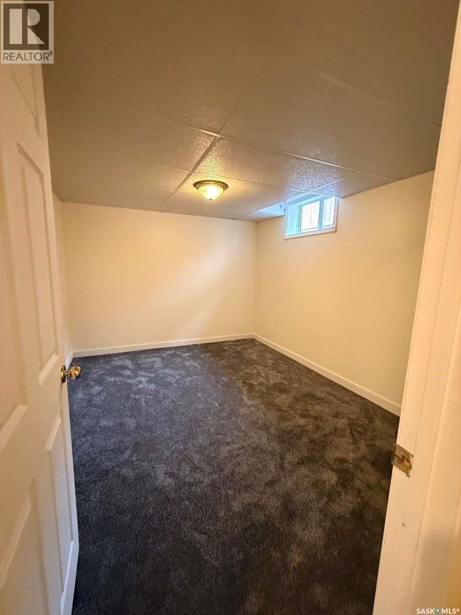 2606 42nd Avenue Property Photo 27