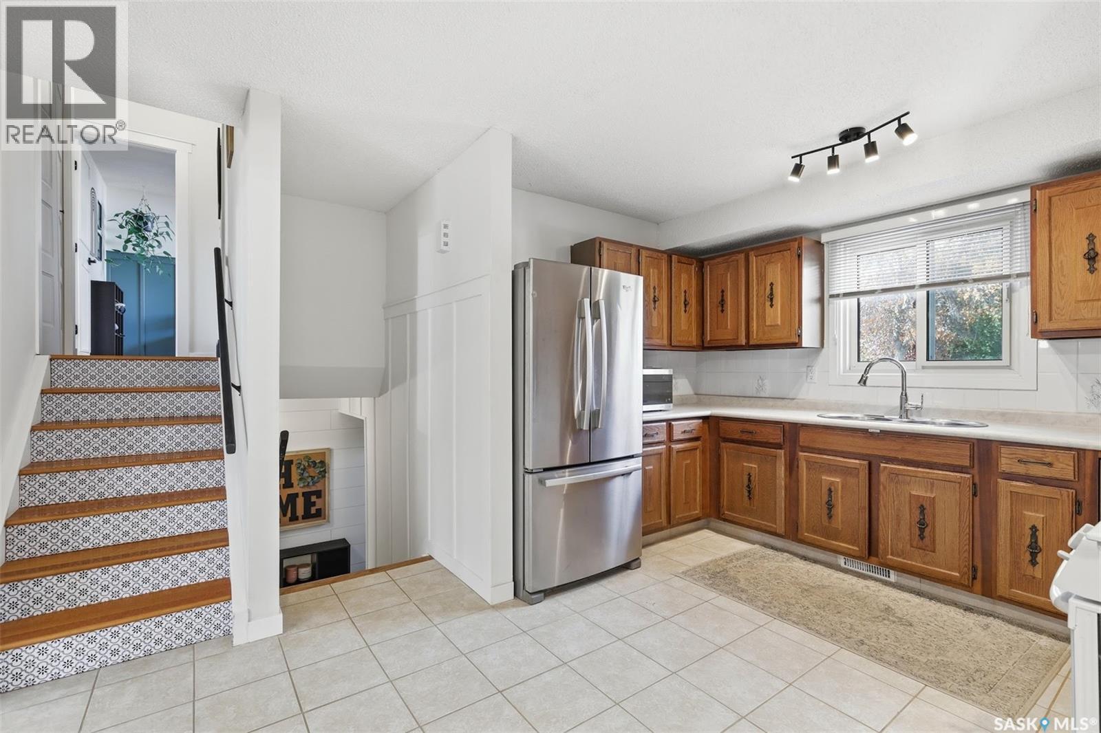 94 Andre Avenue Property Photo 11
