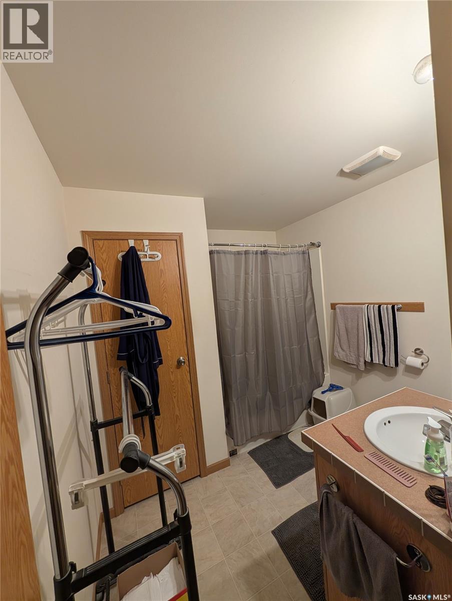 B24 1295 9th Avenue Ne Property Photo 12