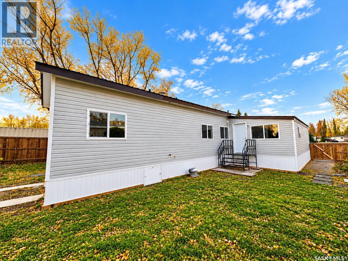 72 1035 Boychuk Drive Property Photo 4
